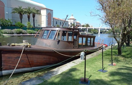 Century City Alquiler De Eote | ALTAIR . Wooden Boat .