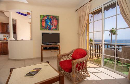 Playa del Aguila Casa | Altamar 53 balcony sea views By CanariasGetaway
