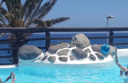 Bahia Feliz Apartamento | Altamar Beachfront