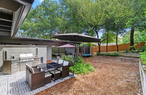 Altamonte Springs Casa | Altamonte Springs Retreat Fenced Yard & Workspace