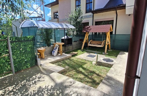Piatra Neamt Casa | Altan's Gold– Perfect for Family & Friends