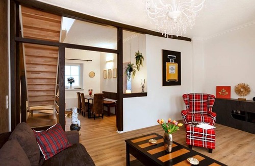 Biebernheim Apartamento | Alte Schreinerei, charmantes Ferienhaus gegenüber der Loreley