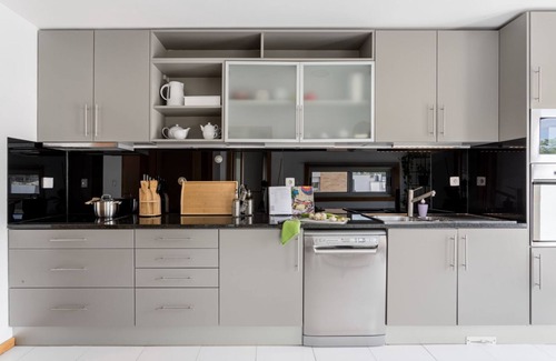 Nogueira Apartamento | ALTIDO - Casa Elegante c/Varanda & 2 Terraços no Porto