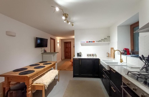 La Thuile Apartamento | ALTIDO Lovely Family Apartment with Garden