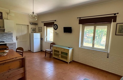 Petrella Salto Apartamento | Altobelli House, a stone's throw from Lake Salto