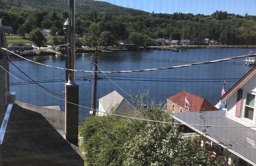 Alton Bay Cabaña | Alton Bay Winnipesaukee Cottage