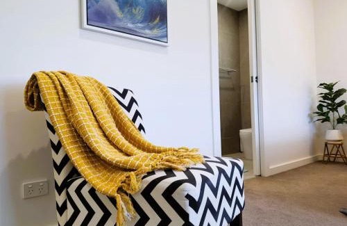 Altona Casa | Altona entire 3 bedrooms house