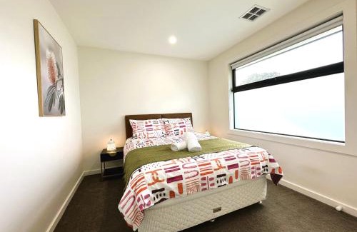 Altona Casa | Altona entire 3 bedrooms house