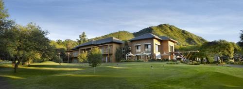 Villa General Belgrano Hotel | Altos de Belgrano Hotel Cabañas Golf y Spa