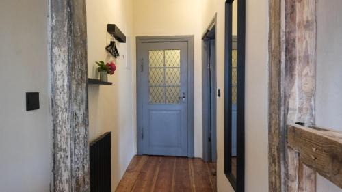 Torgau Apartamento | Altstadt Apartment in Torgau mit Balkon und Kunstgarten