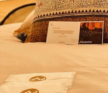 Mada'in Saleh Otro | AlUla Camp By Masarat