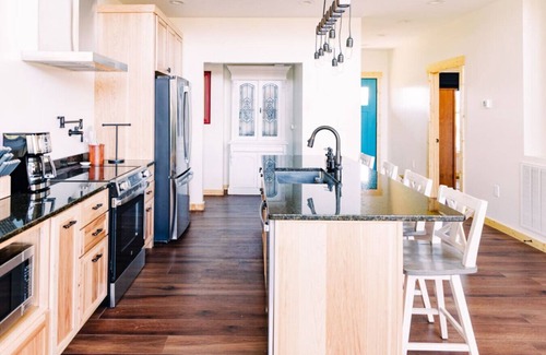 New River Casa | Alum Ridge Retreat by BMG