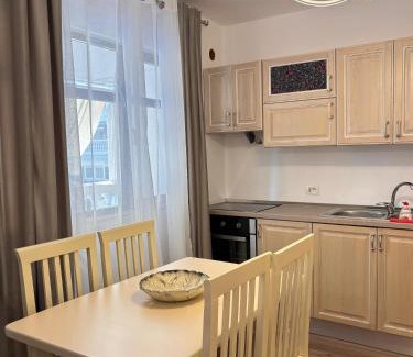 Tirana Apartamento | Alvaros Apartment