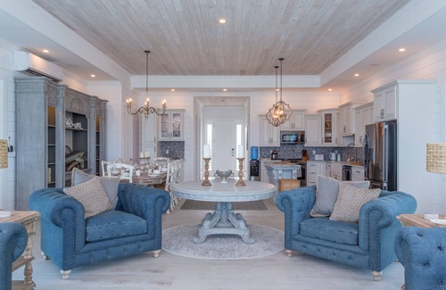 William's Town Casa | Always Calm Beach. No Estate like this in Exuma! Brand New on protected sand bar