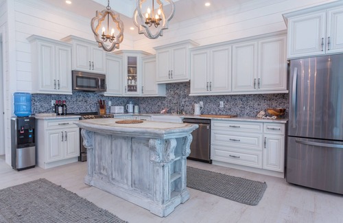 William's Town Casa | Always Calm Beach. No Estate like this in Exuma! Brand New on protected sand bar