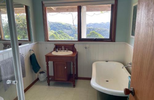 Apollo Bay Casa | Alyeska farm house