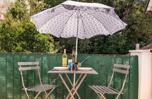 Amelie-les-Bains-Palalda Apartamento | Amélie "vintage dream studio" with Sunny Terrace