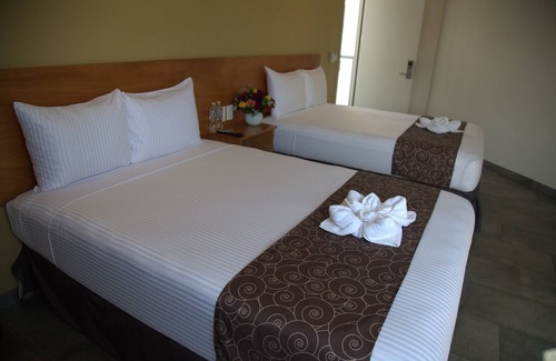 Crucecita Hotel | AM Hotel & Plaza