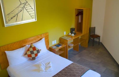 Crucecita Hotel | AM Hotel y Plaza
