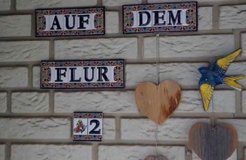 Schalkenmehren Apartamento | Am Vulkan Maar - Appartement/fewo, Dusche, WC, 1 Schlafraum