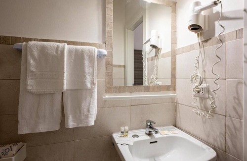 Pesaro Hotel | Amadei Hotel Blumen