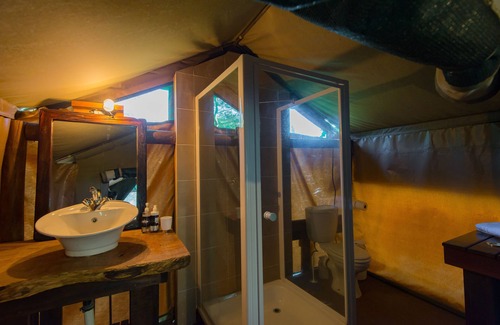Greater Johannesburg Metropolitan Area Otro | Amadwala Lodge