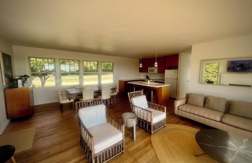 Amagansett Dunes Casa | AMAGANSETT BEACH HOUSE WITH EXPANSIVE OCEAN VIEWS