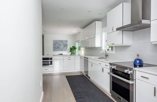 Amagansett North Casa | Amagansett Gated and Private Modern Ranch