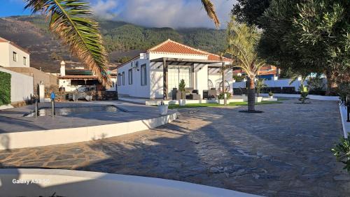 Las Manchas Casa | Amalava