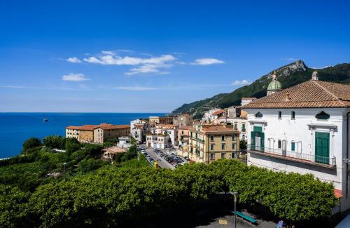 Vietri sul Mare Apartamento | Amalfi Coast Family Luxury Suite