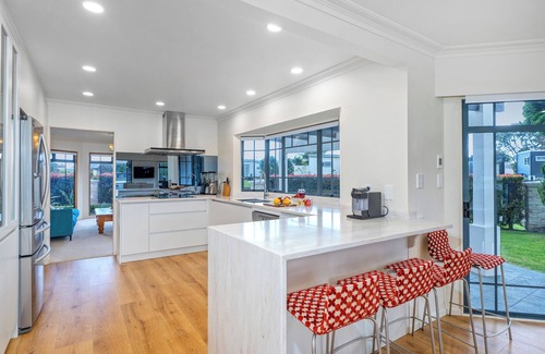 Pauanui Casa | Amalfi - Pauanui Holiday Home