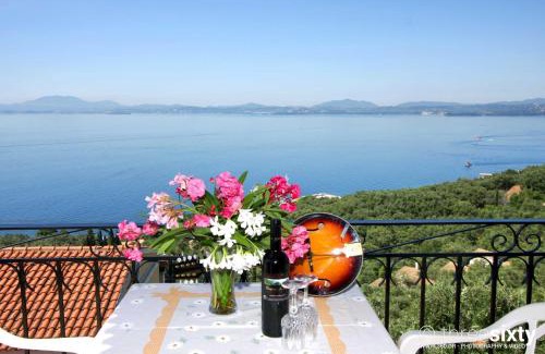 Nisaki Apartamento | Amalia Complex