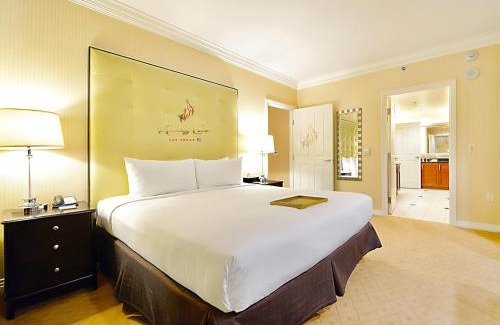 Las Vegas Apartamento | Amalz 2 Bedroom 3 Bathroom Balcony Suite at Mgm Signature ! Las Vegas