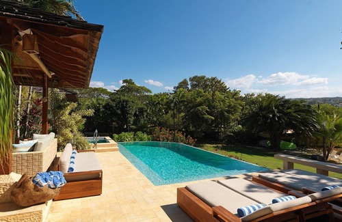 Discovery Bay Casa | AMANOKA PROMETE UNA VACACIONES LUJOSA Y REALMENTE DISFRUTADA.