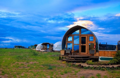Amboseli Alquiler De RV | Amanya 1 -bed King Lion Tent