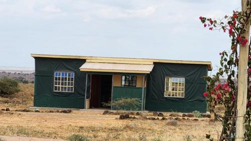 Amboseli Apartamento | Amanya 2 Bedroom Self Catering Tent