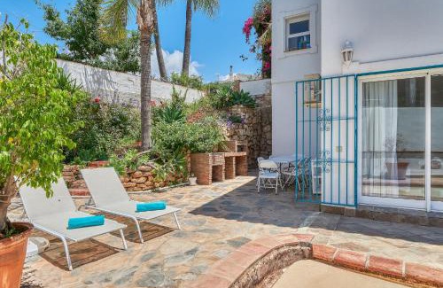 Torreblanca Apartamento | Amapola House Exclusive Private Pool, BBQ & Pet Friendly Torreblanca Fuengirola by Groway Home