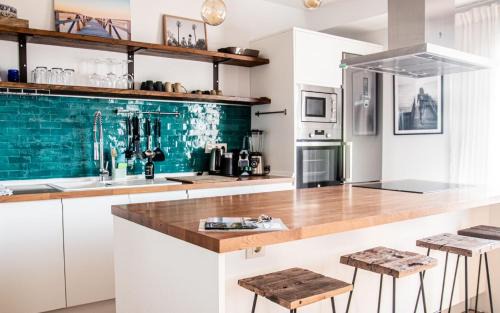 Tarifa Apartamento | AMARA Family & Surf with Oceanview and Pool