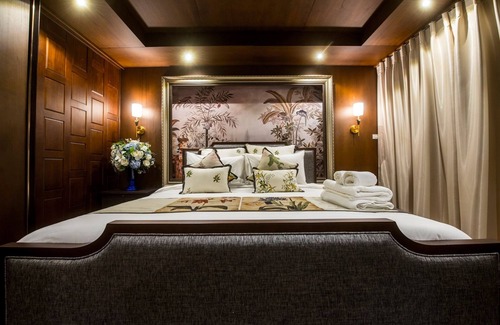 Pak Nam Pran Hotel | Amara Villa Khao Ka Lok