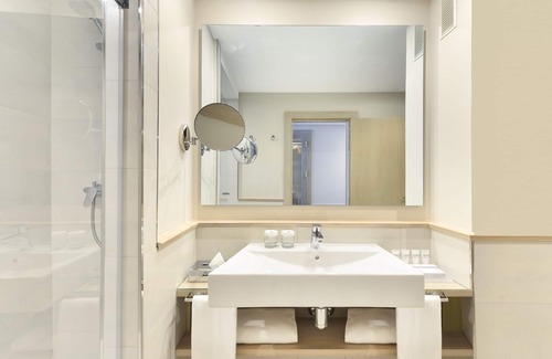 Centro de Marbella Hotel | Amàre Beach Hotel Marbella - Adults Recommended