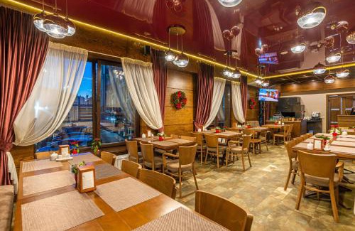 Bukovel Complejo | Amarena SPA Hotel - Breakfast included in the price Spa Swimming pool Sauna Hammam Jacuzzi Restaurant inexpensive and delicious food Parking area Barbecue 400 m to Bukovel Lift 1 room and cottages
