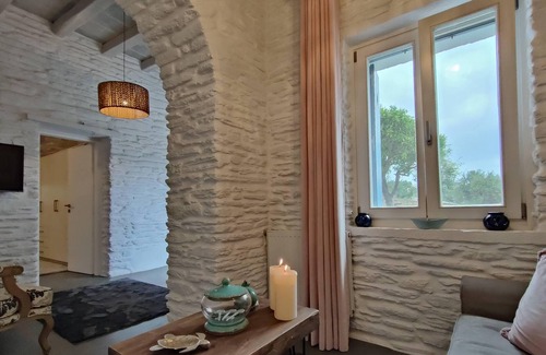 Menites Casa | Amarienitas Junior Suite