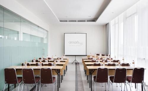 Panakkukang Hotel | Amaris Hotel Pettarani - Makassar