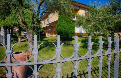 Sarzana Cama Y Desayuno | aMarti Suites B&B