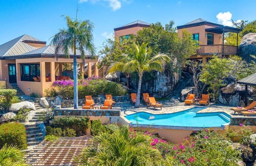 Spanish Town Villa | Amateras in Spanish Town by Personal Villas - Surrounded by the Natural Beauty o