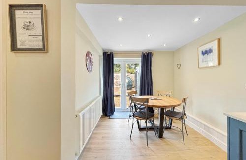 Grantham Casa | Amaya Eleven - 3 bed cottage in village