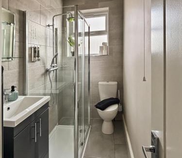 Grantham Apartamento | Amaya Five - Newly renovated - Very spacious - Sleeps 6 - Walking distance to town centre - Grantham