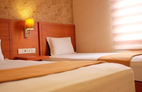 Sinduadi Hotel | Amaya Suites