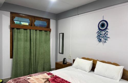 Tawang Casa | Amaze PY Homestay
