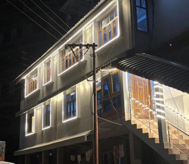 Tawang Casa | Amaze PY Homestay